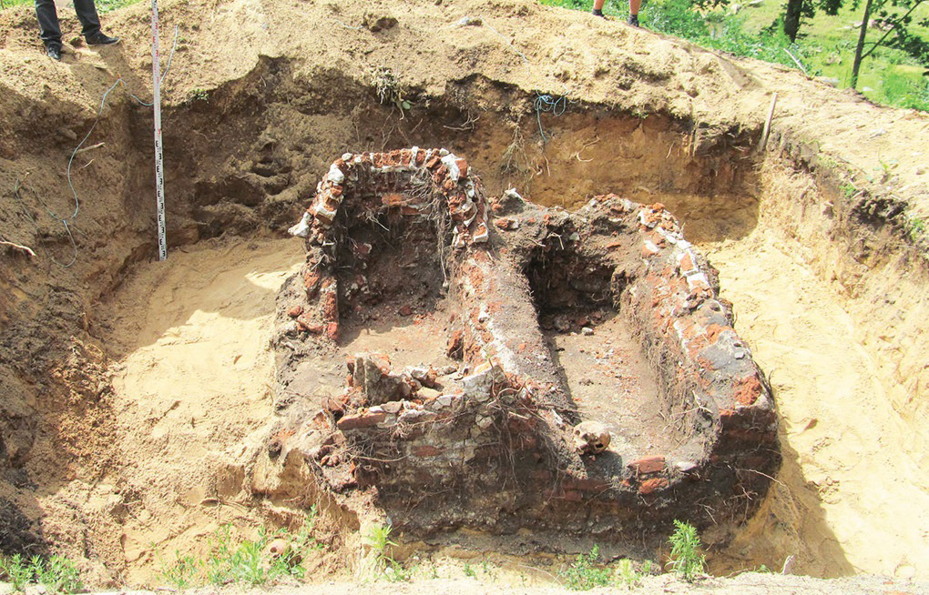 Крыпта Пішчалаў на Менцы